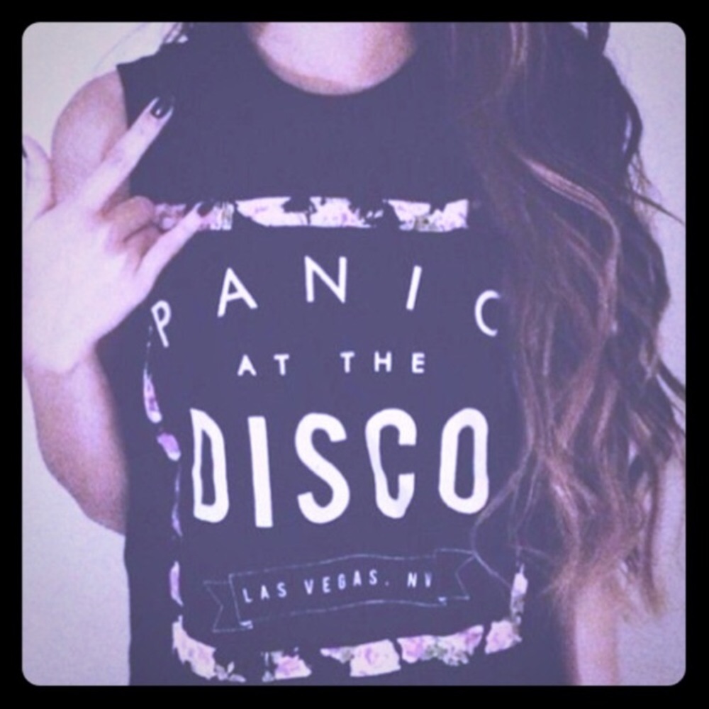 🎶ISO BAND MERCH PT.2🎶